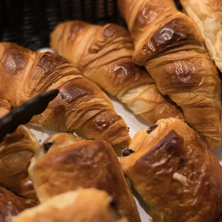 Mont לינה וארוחת בוקר 3*