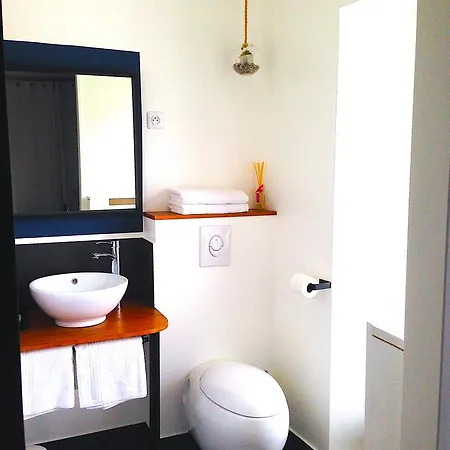 Mont Bed and Breakfast 3*