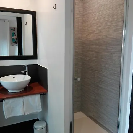 Mont לינה וארוחת בוקר פונטורסון